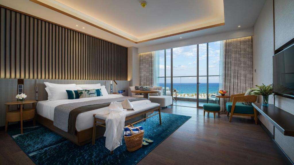Phòng Executive Ocean View tại Radisson Blu Resort Cam Ranh